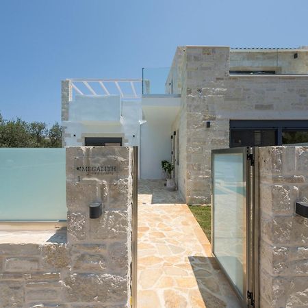 Megalith Villas Agia Marina  Luaran gambar